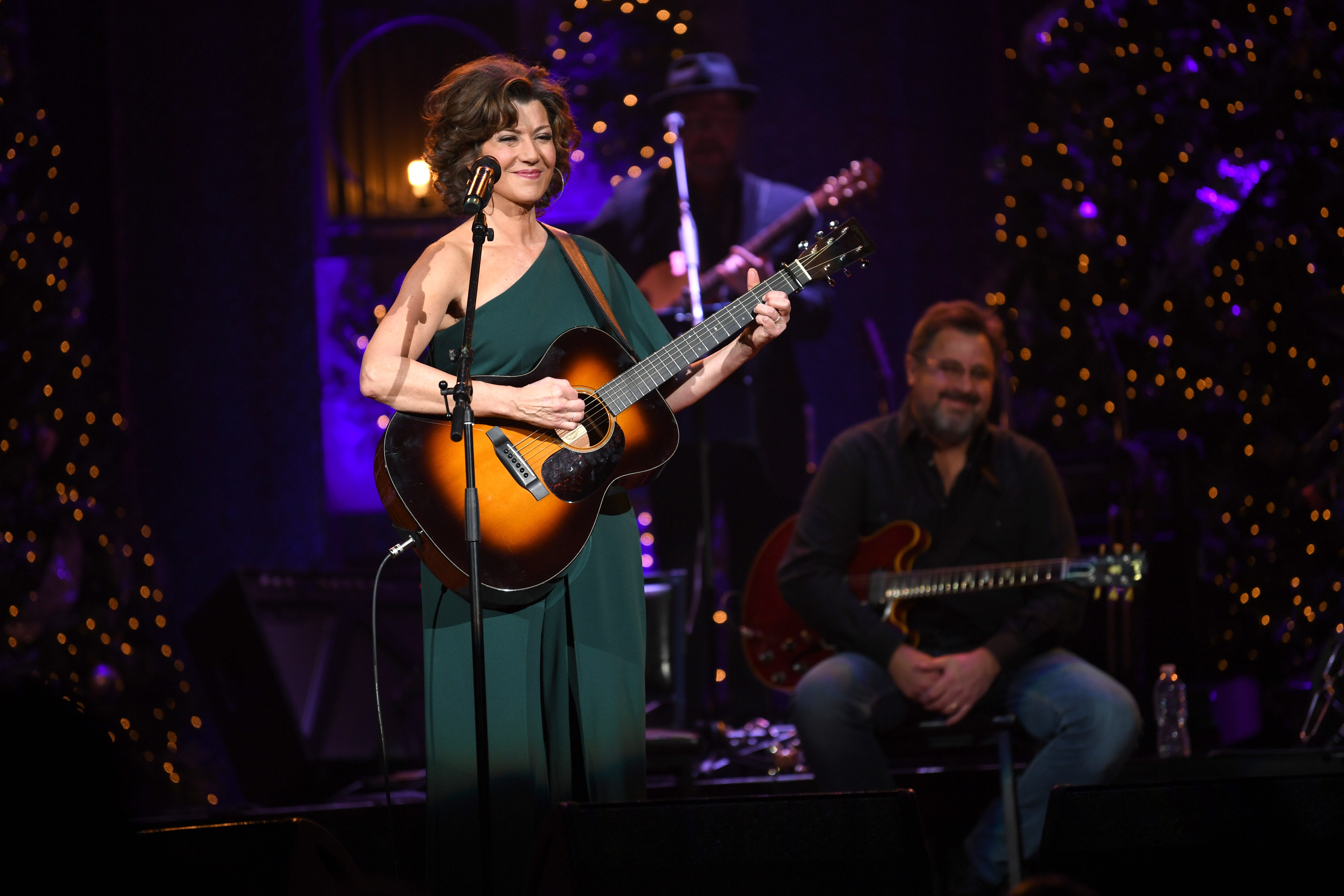 Amy Grant Shows Off Heart Surgery Scar